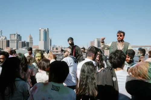 9a0ddf 5e37579e783d43caa5d9339e69644a16mv2